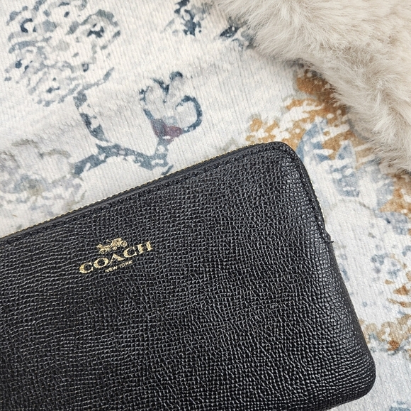 Coach F58032 Corner Zip Wristlet Crossgrain Leather Wallet Black Gold Zipper - Picture 5 of 8